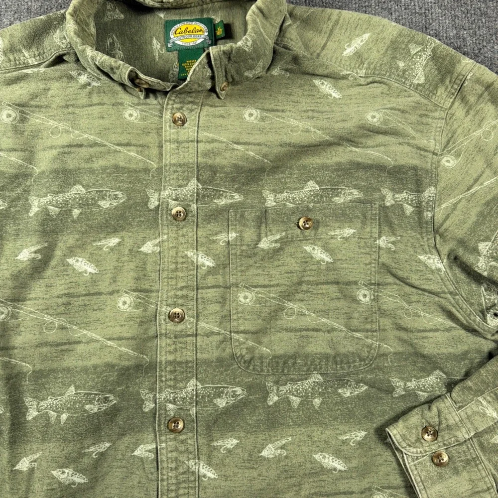 Cabelas Fishing Shirt Green Trout Fly Rod Mens XL Cotton Button Up Made in Peru